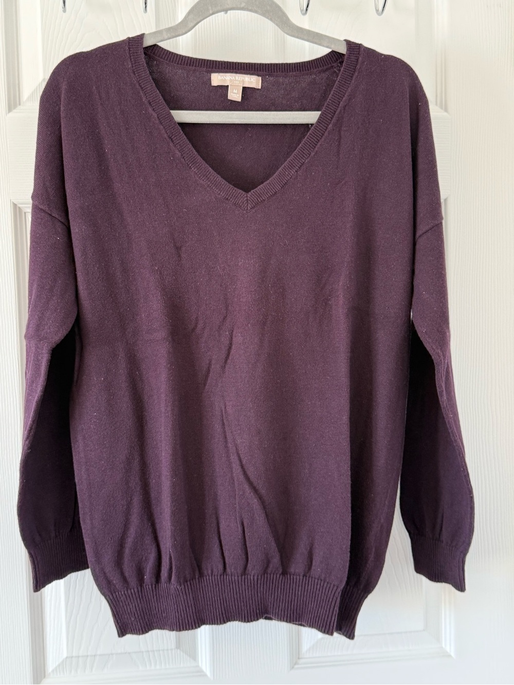 Banana Republic V-Neck Women's Sweater